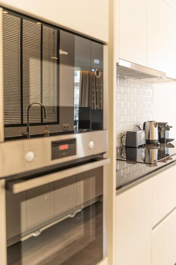 Spacious Modern Appartments In The Heart Of Brussels Apartment